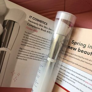 it cosmetics Makeup - IT Cosmetics Brush it cosmetics Makeup - IT Cosmetics Brush